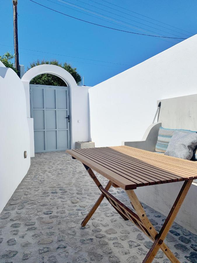 Poli Cave House Santorini Villa Fira  Exterior photo