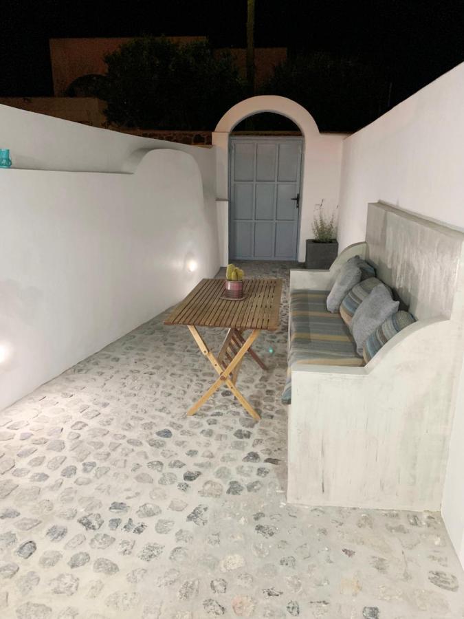 Poli Cave House Santorini Villa Fira  Exterior photo